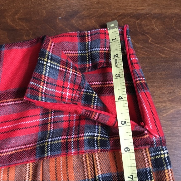Vintage Westwood style plaid skirt - Picture 7 of 10
